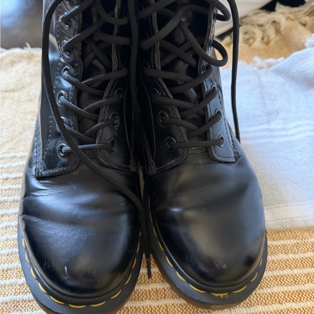 Dr. Martens Black Leather Lace-Up Shoes with Yellow Insole - Picture 2 of 10